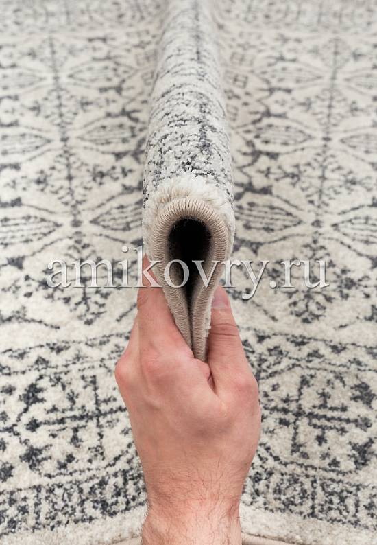 Современный ковер из Бельгии RS1192-R352