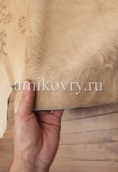 фактура натуральной шкуры коровы хай-тек Sasha D16 cream