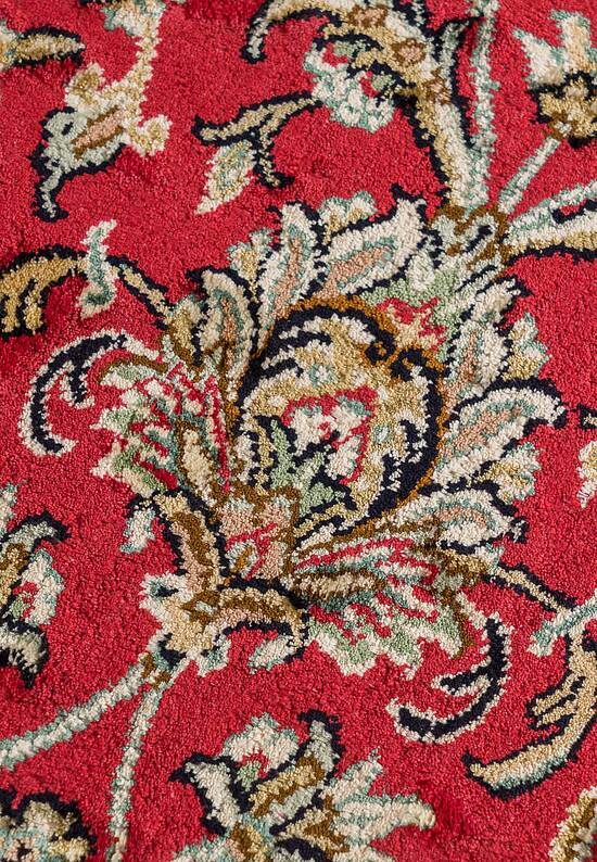 Шелковый ковер ручной работы 474874 Red