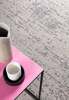 ковер в интерьере Ligne Pure Reflect 234.001-900