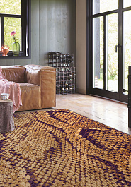 ковер в интерьере Art Rugs King of Snakes