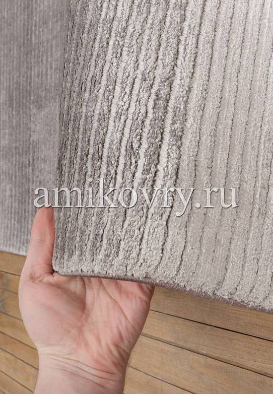 Мягкий вискозный ковер из Турции Plain-L.Silver