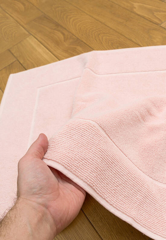 Розовый коврик для ванной из хлопка Light Rose