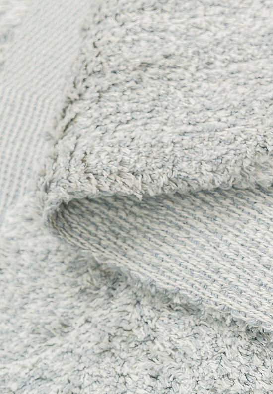 Серый коврик для ванной  Vivian-Blue