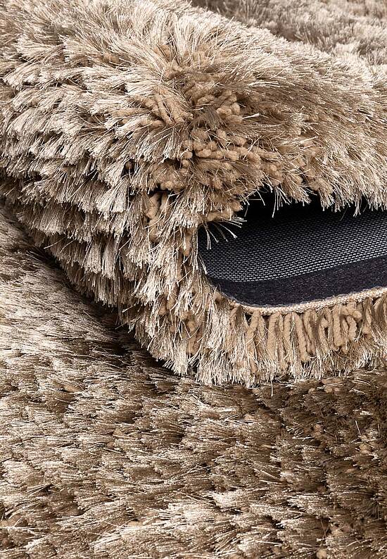 Дизайнерский ковер Adore 207.001-610