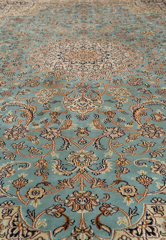 Шелковый ковер ручной работы IIST-GIKNKNE9J Kashan Ferozi