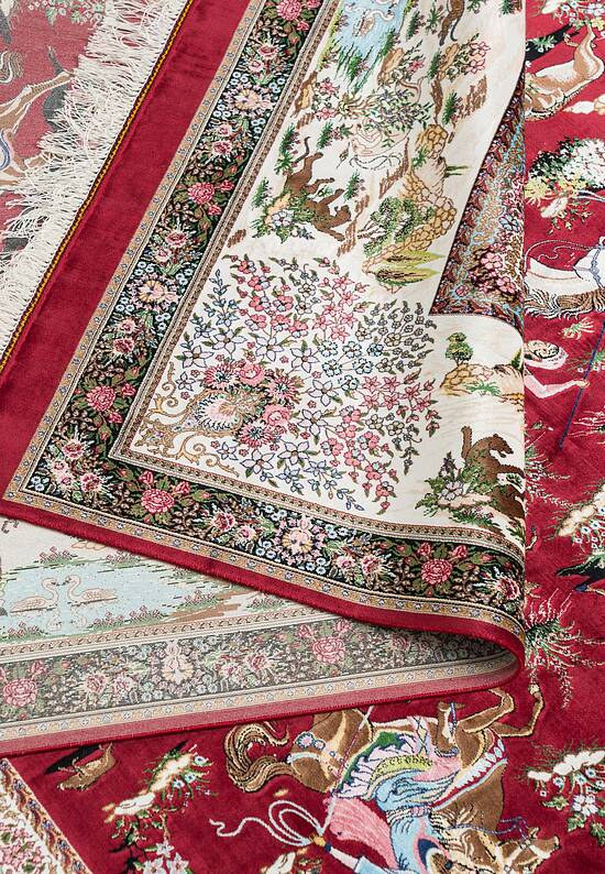 Иранский классический ковер Shekargah-Modern Red