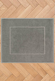 дизайн коврика для ванной Aura Light Grey квадрат