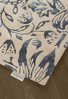 фрагмент ковра Morris And Co Strawberry Thief-28105