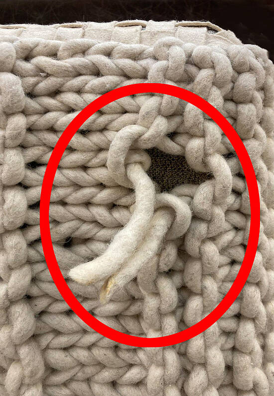 Шерстной пуф