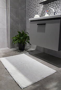 коврик для ванной в интерьере Irya Bath Plain-White
