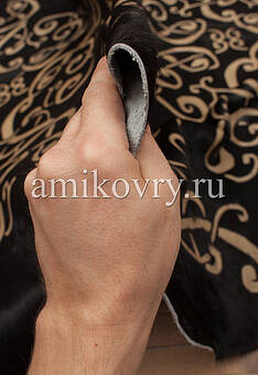 фактура натуральной шкуры коровы хай-тек Sasha D19 black