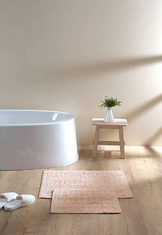 комплект ковриков для ванной в интерьере Irya Bath Togo-Salmon
