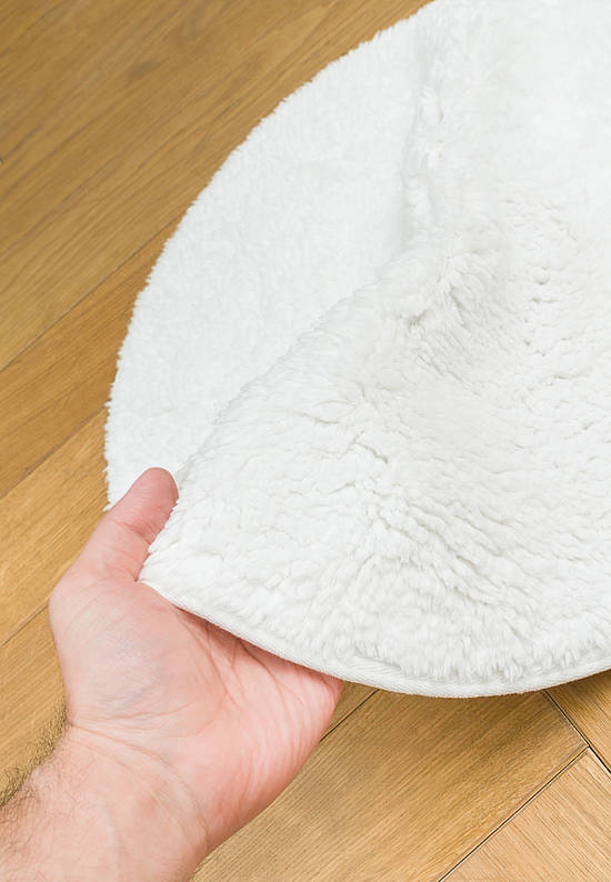 Белый коврик для ванной Organic Soft Light 1601 White