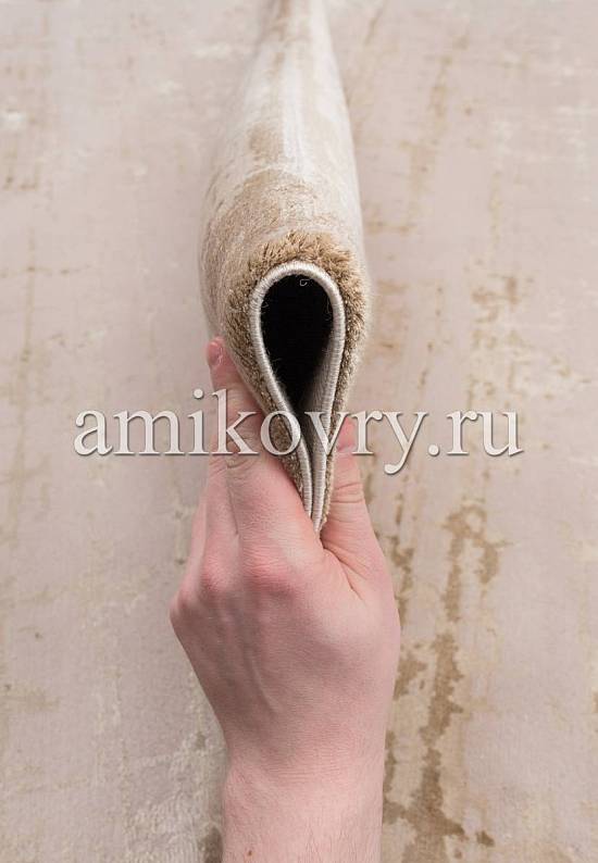 Ковер из шерсти с вискозой и бахромой 613-Beige