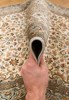 фактура ковра Cashmir 243424-Saroukh beige/green