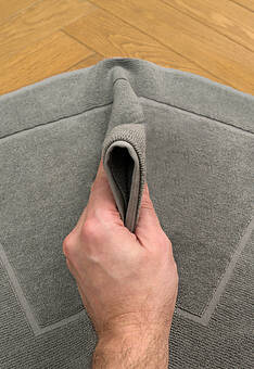 фактура коврика для ванной Aura Light Grey