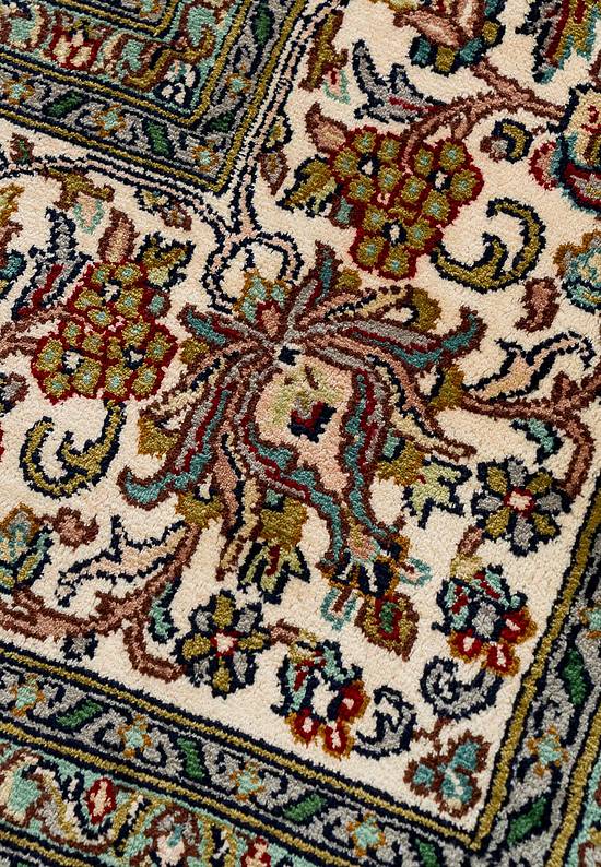Шелковый ковер ручной работы из Индии Afshar Red Beige