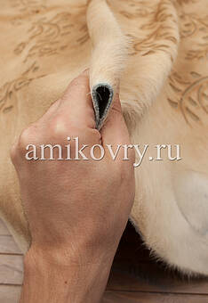 фактура натуральной шкуры коровы хай-тек Sasha D16 cream