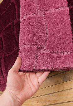 фактура коврика для ванной Confetti Bath Maximus Sariyer 2576 Aubergine BQF