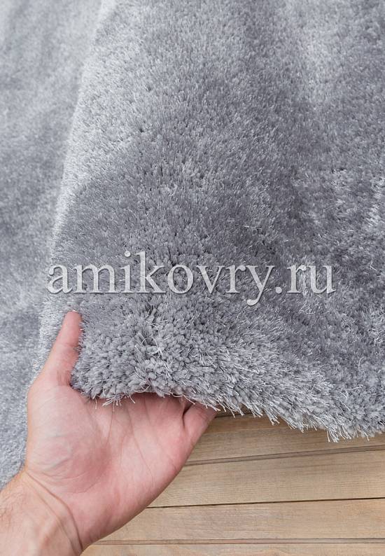 Мягкий синтетический ковер с длинным ворсом T2-grey