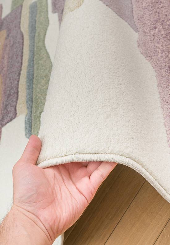 Недорогой современный ковер C047-Light Cream