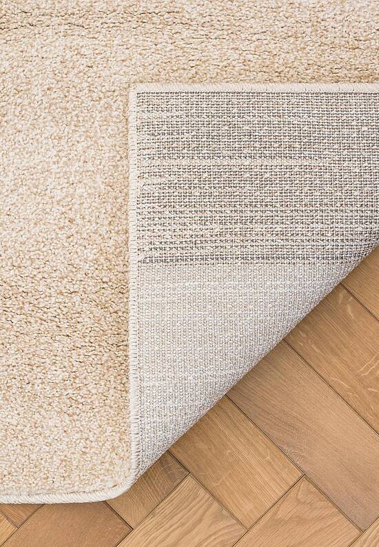 Однотонный ковер из полипропилена T600-Light Beige