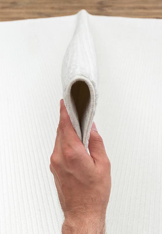 Мягкий вискозный ковер из Турции Plain-white