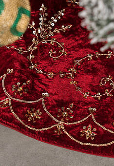фрагмент коврика-юбки под ёлку Christmas Tree Skirt Burgundy 120 cm
