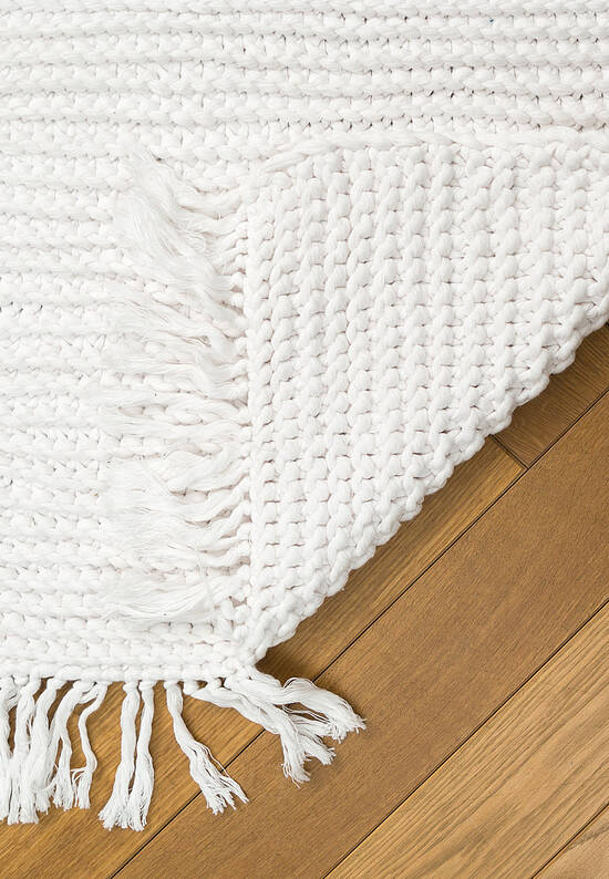 Белый коврик для ванной  Lavish-White