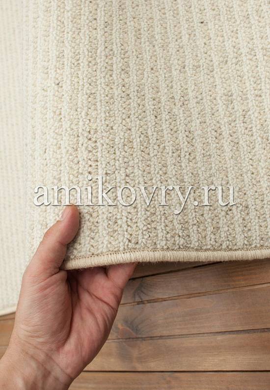 Бельгийский шерстяной ковер с минималистичным дизайном 8702-122