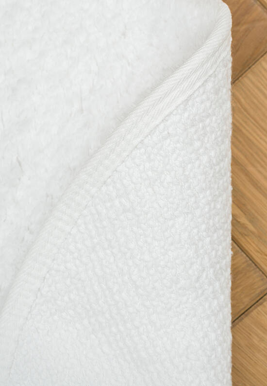 Белый коврик для ванной Organic Soft 1601 White