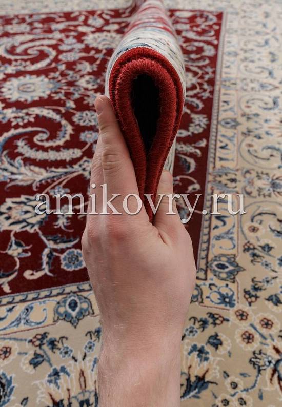 Классический шерстяной ковер из Ирана Brilliant Nain 5.75132-red