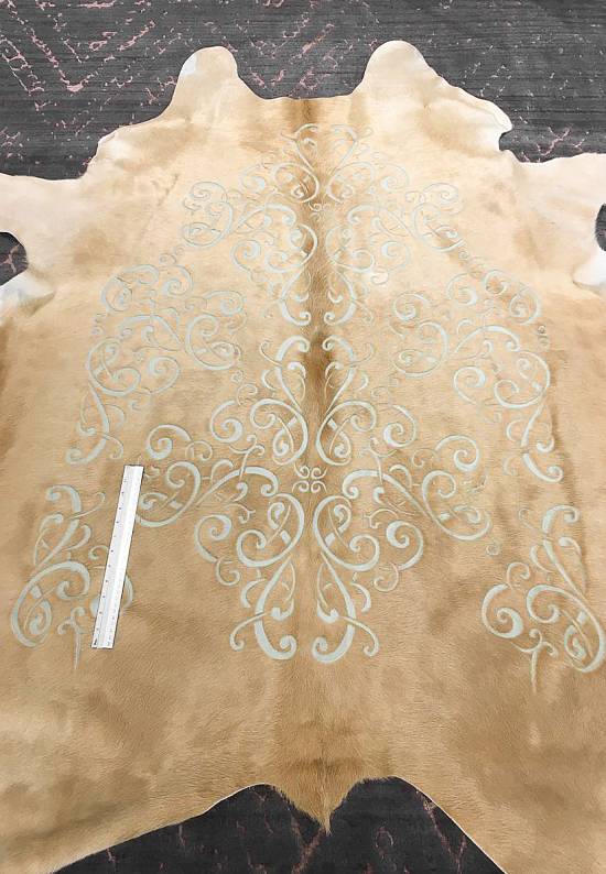 Натуральная шкура коровы хай-тек Sasha D19 cream 1017 discount