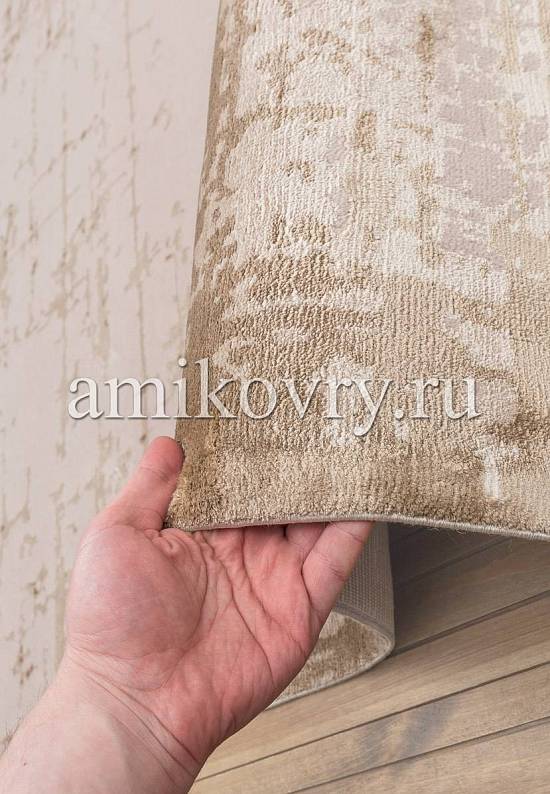 Ковер из шерсти с вискозой и бахромой 613-Beige