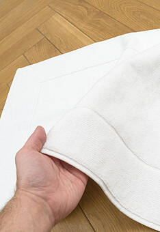 фактура коврика для ванной Aura White квадрат