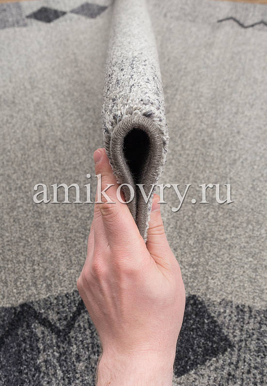 Современный ковер из Бельгии RS1233-R361