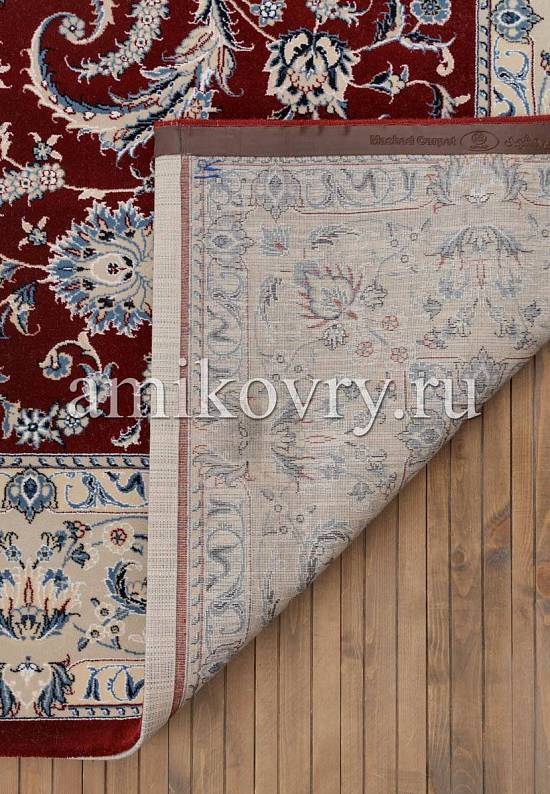 Классический шерстяной ковер из Ирана Brilliant Nain 5.75132-red