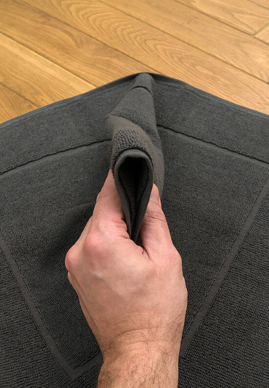 Темно-серый коврик для ванной из хлопка Graphite