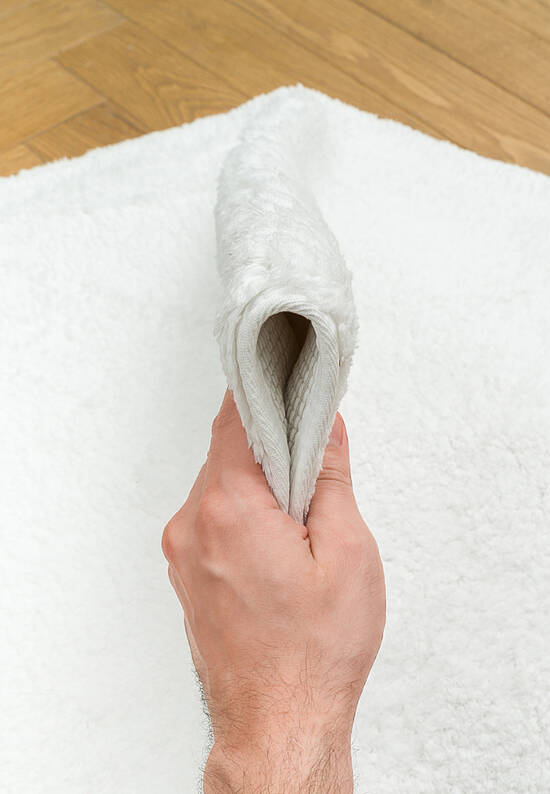 Белый коврик для ванной Organic Soft Light 1601 White