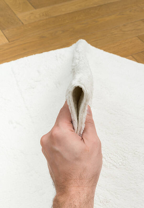 Белый коврик для ванной  Plain-white