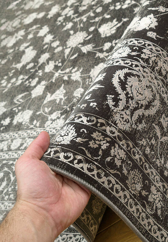 Классический ковер из Ирана UC3921