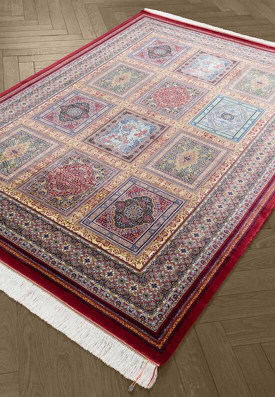 Иранский классический ковер Farshineh-Red